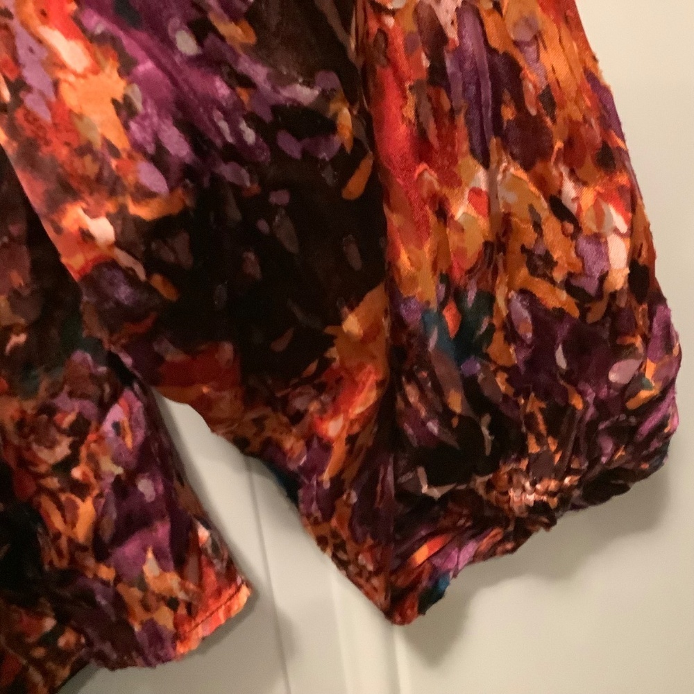 Watercolor Burnout Rayon/Silk/Polyester Blend Balloon Sleeve L Blouse - Picture 9 of 14